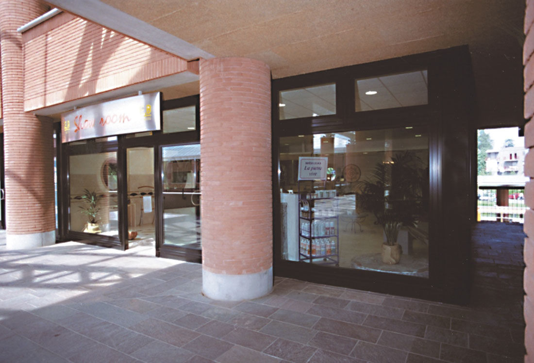 03-JOLLY-Piazza_Marconi-Vimercate-17