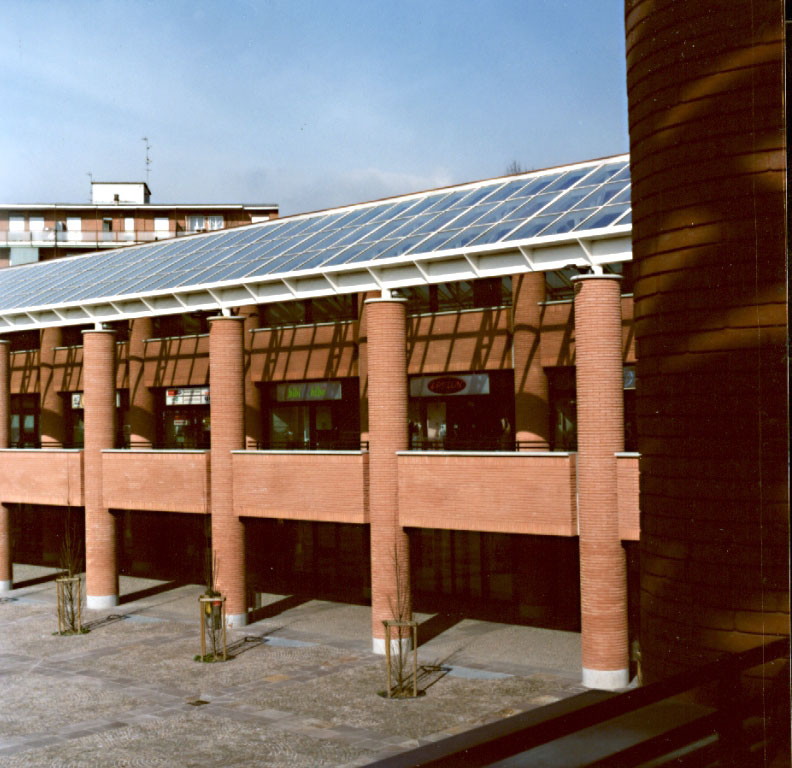 03-JOLLY-Piazza_Marconi-Vimercate-3